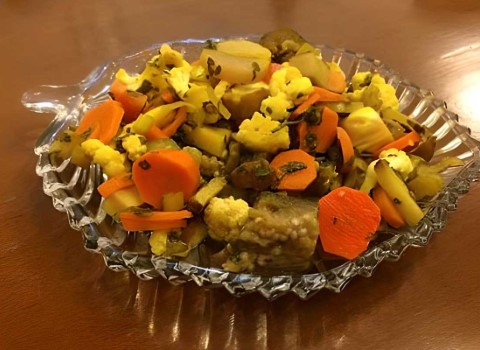 تصویر 3 از قیمت خرید ترشی مخلوط ریز + فروش ویژه